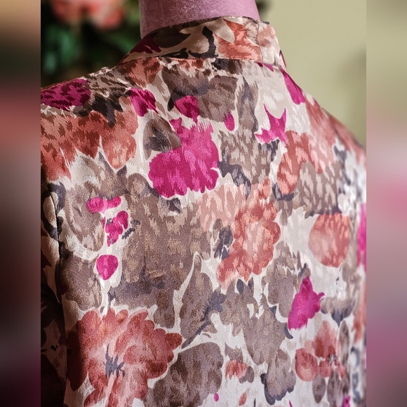 Vintage 80's Jocardi floral print blouse. Size 16. - Picture 10 of 15